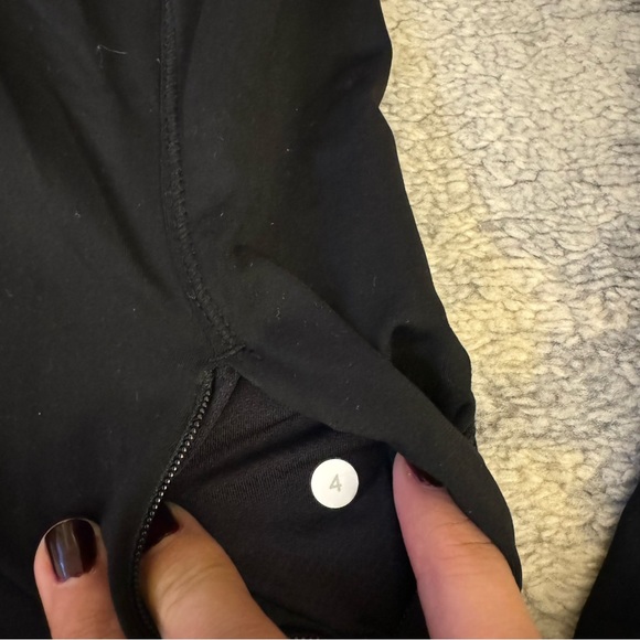 Lululemon black long sleeve top - Picture 5 of 5